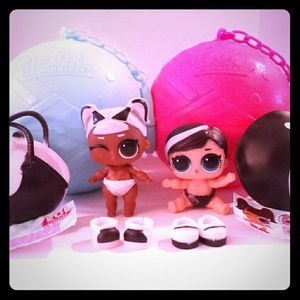 Lol surprise dolls yin and yang sisters